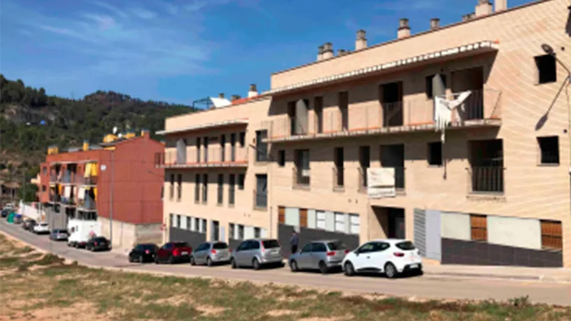 Välivaade - Partially Constructed Apartments near Manresa