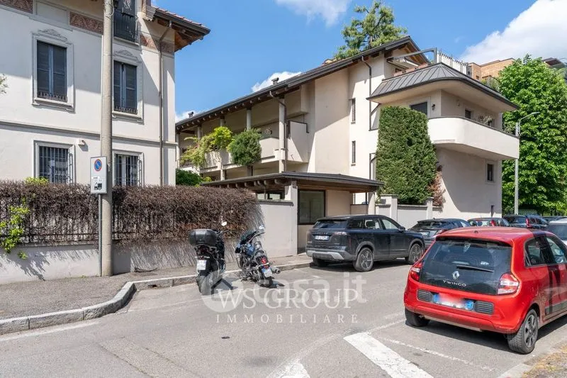 Exterior - Modern Bilocale with Balcony in Monza