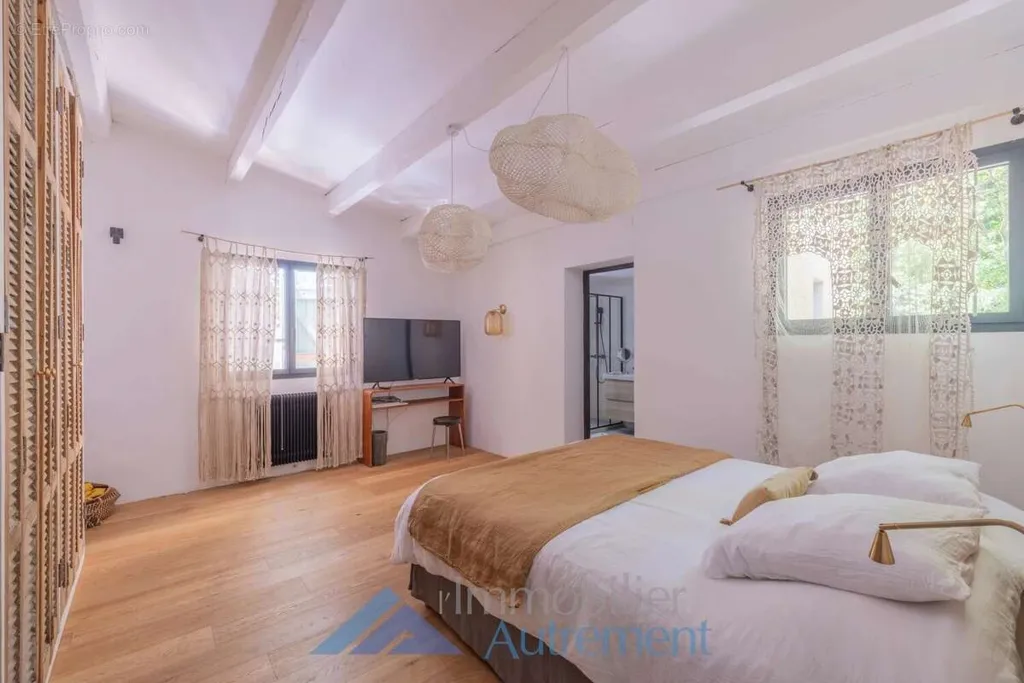 Magamistoad - Charming Property with Pool in Puyricard