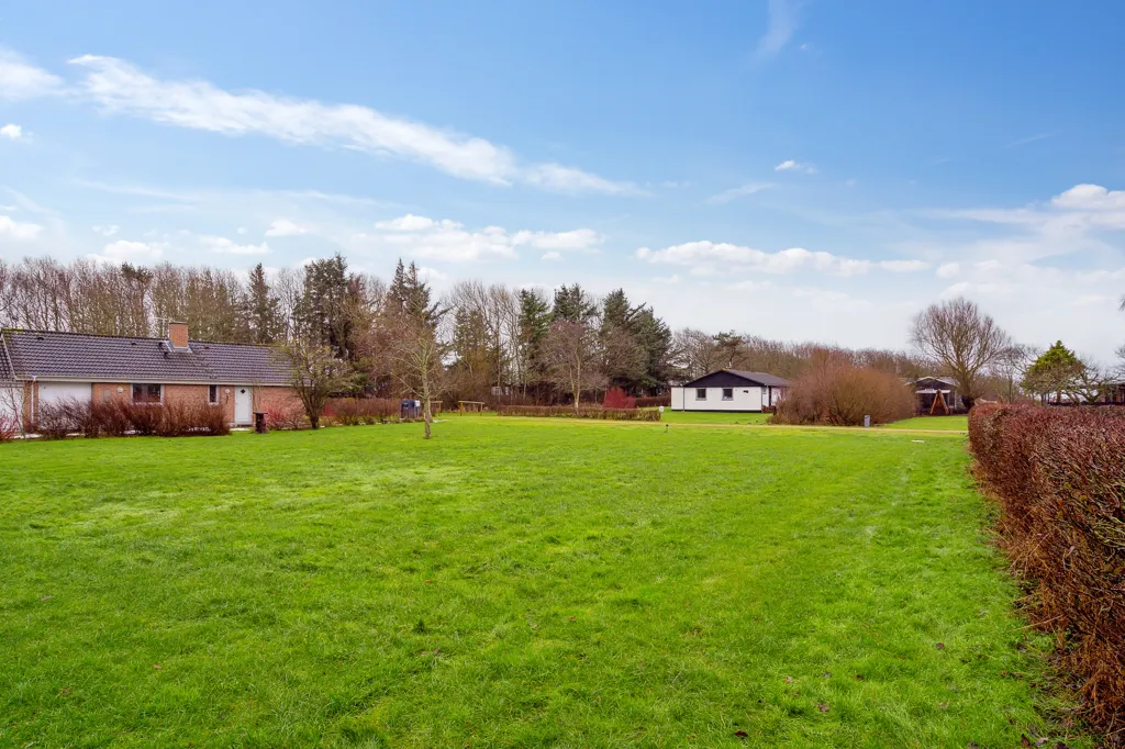 Jardin - Holiday Plot with Water Access in Ejsingholm