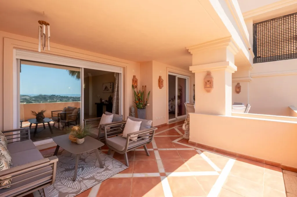 Terrasse - Luxury Apartment with Sea Views in Marbella