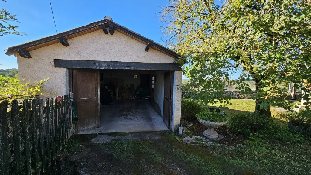 Välivaade - Stone House with Garden on Causse de Limogne