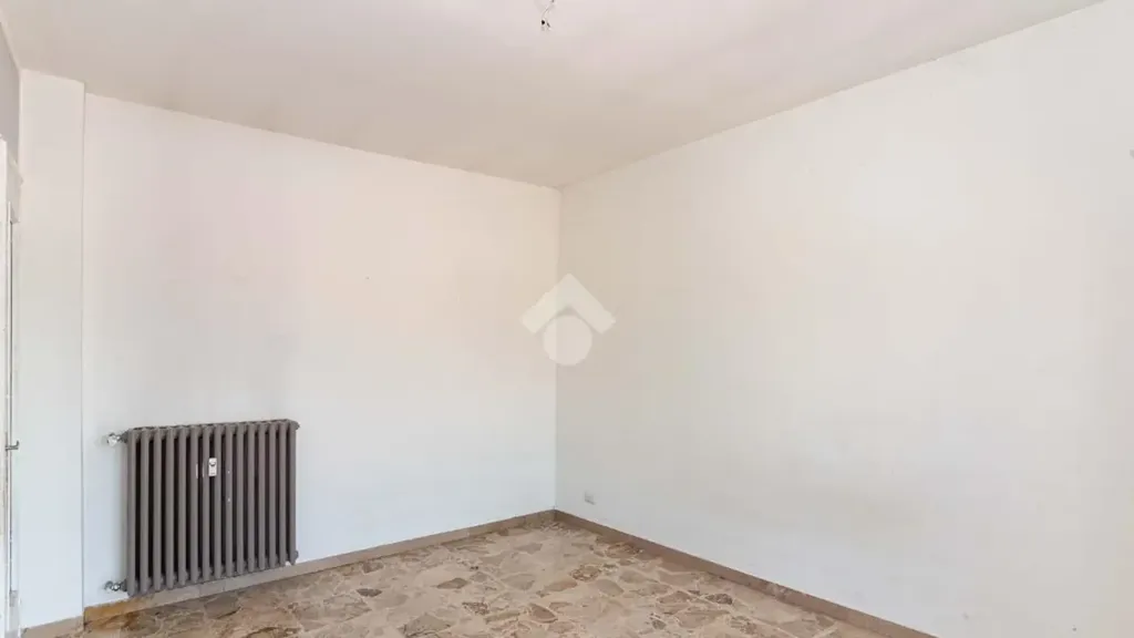 Rooms - Apartment with Alpine View in Cirie'
