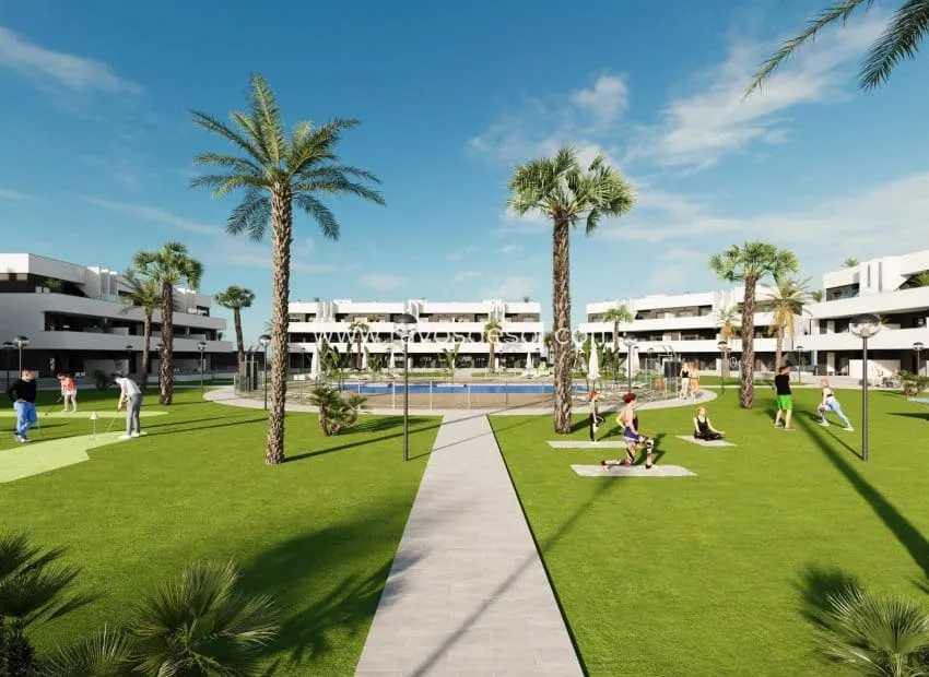 New Build Apartment with Lagoon Views in El Raso