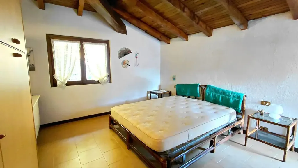 Magamistoad - Bifamiliar Villa with Panoramic View in Marmentino
