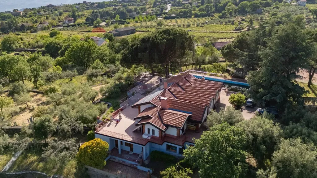 Vue aérienne - Villa with Panoramic Pool in Biancavilla