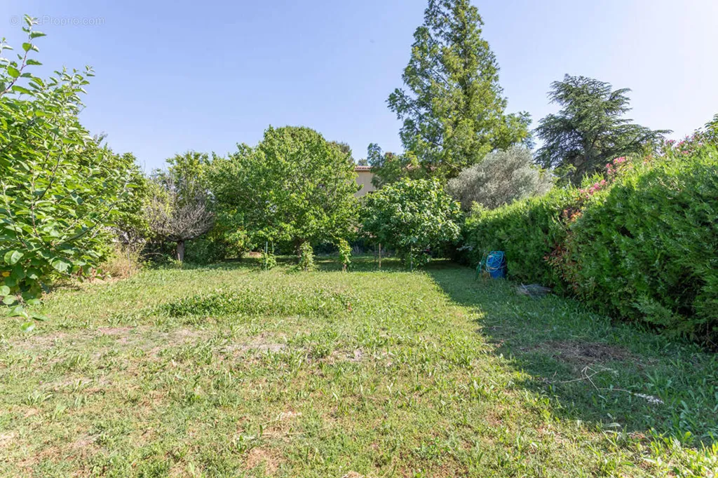 Maison avec Piscine et Jardin à Gignac-la-Nerthe