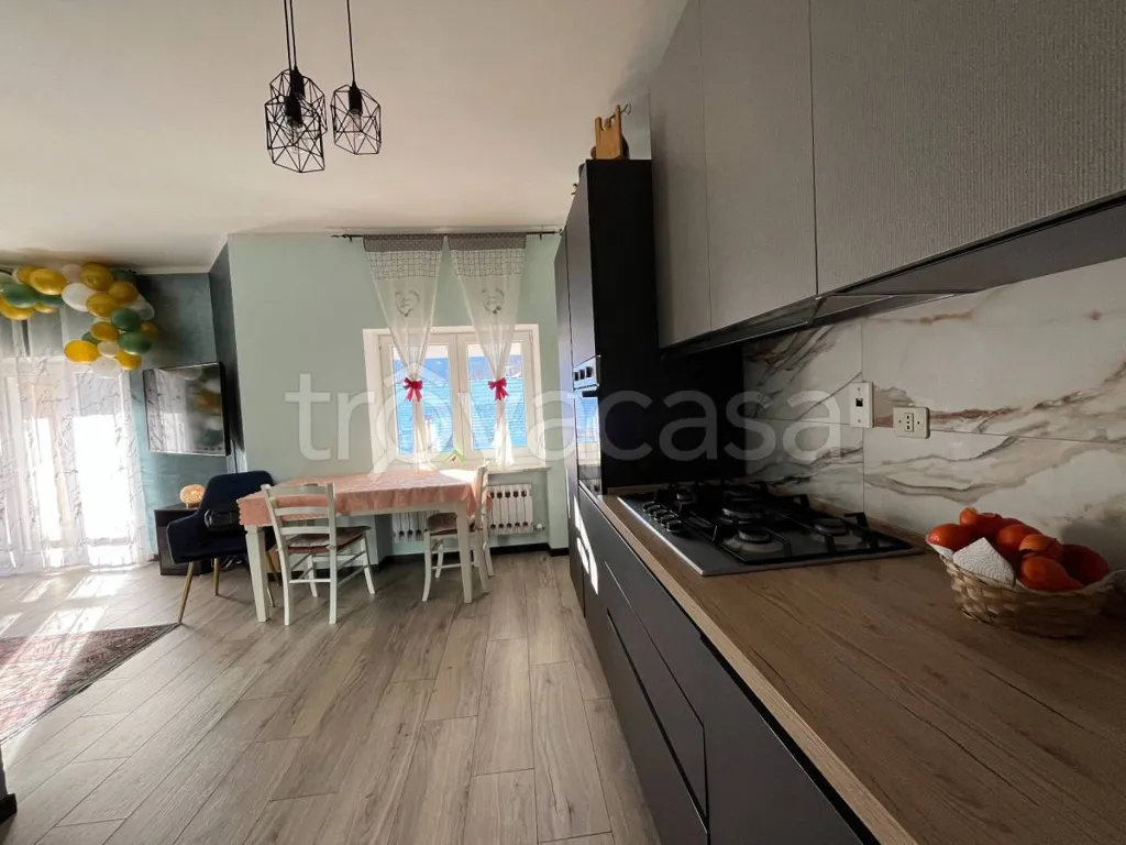 Cucina - Rustic Attico with Balcony in Chiusa di Pesio
