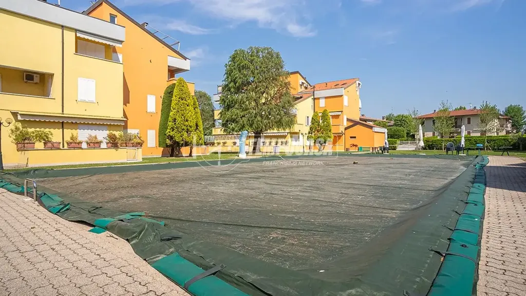 Piscine - Studio with Terrace in Lugana di Sirmione