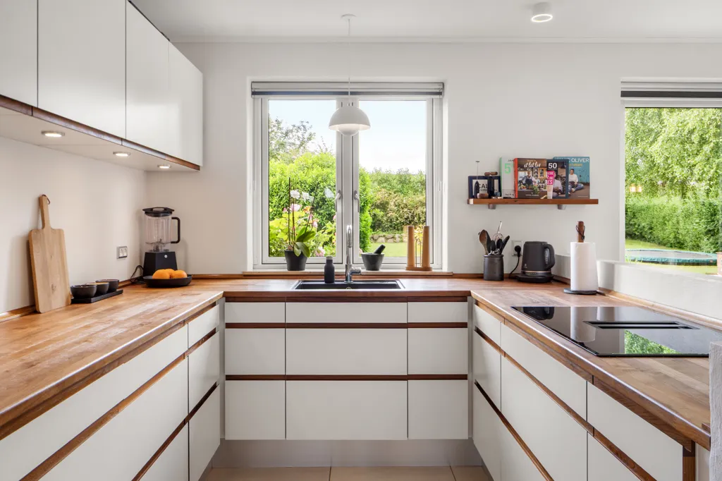 Cucina - Villa with Park-like Garden in Ishøj
