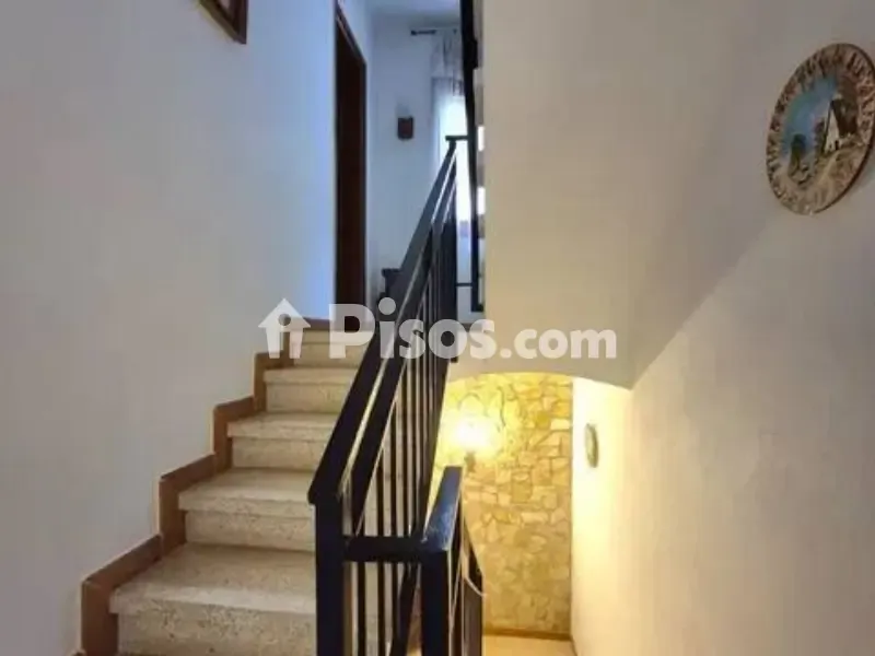 Toad - Chalet with Pool and Terrace in Cervelló