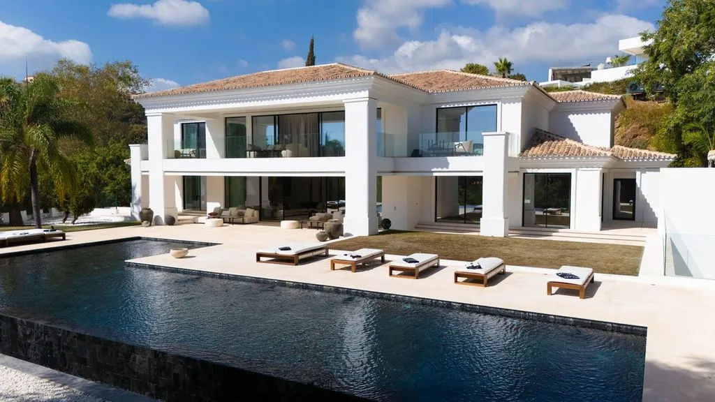 Bassein - Luxury Villa with Pool in Benahavís