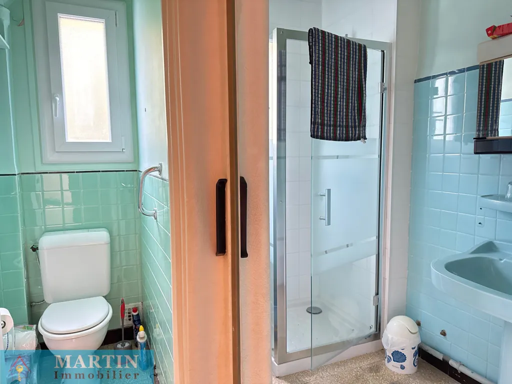 Bagni - Bright 2-Bed Flat with Balcony in Petite Provence