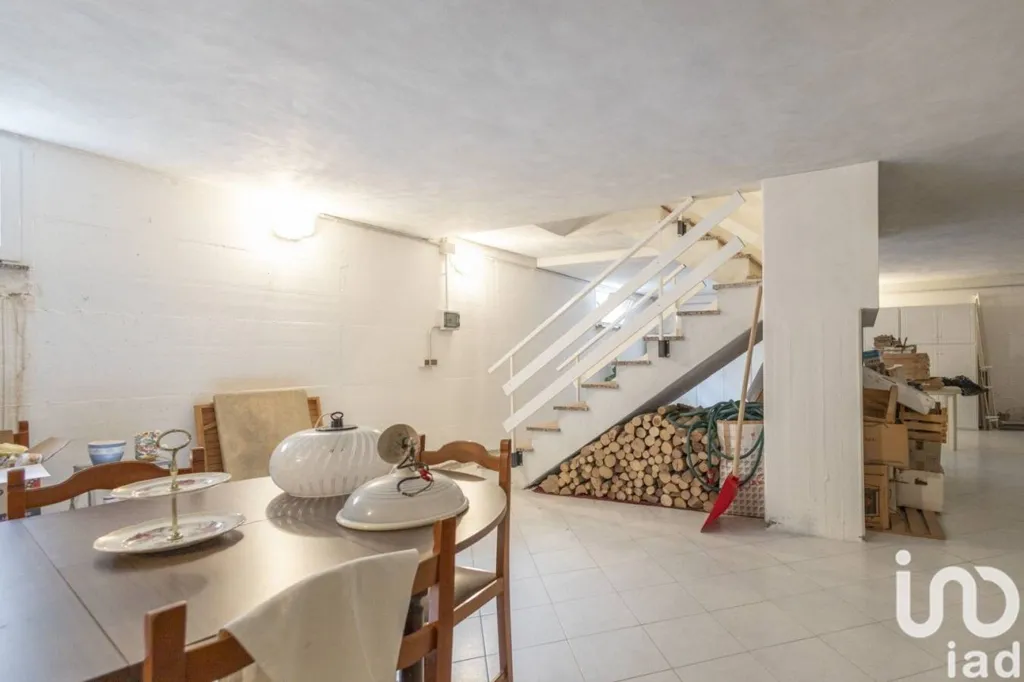 Söögituba - Spacious House with Balcony in Serra Sant'Abbondio