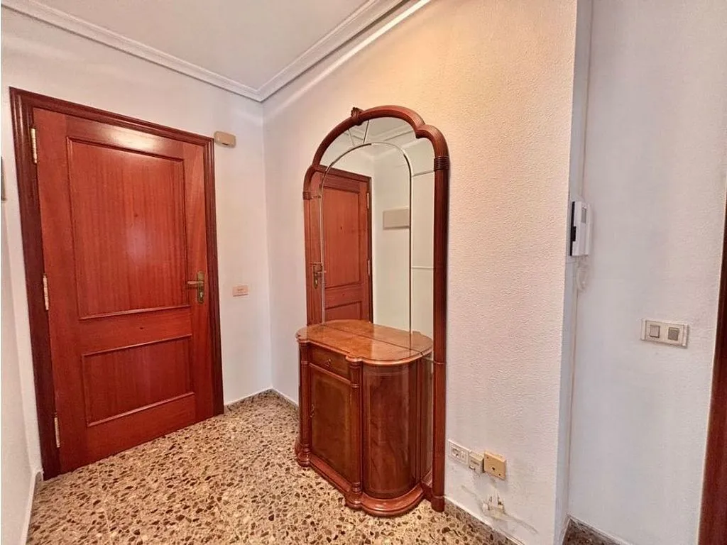 hallway_entrance