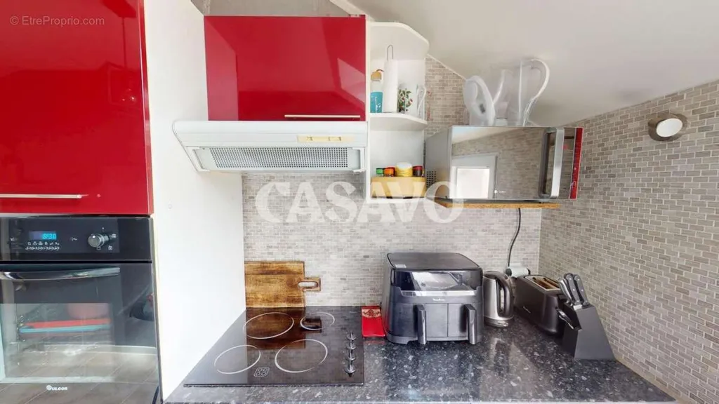 Cuisine - Appartement 3 Pièces avec Balcon à Saint-Ouen-l'Aumône