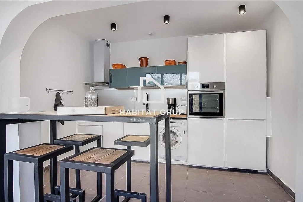 Köök - Modern Apartment with Terrace in Cala Tarida