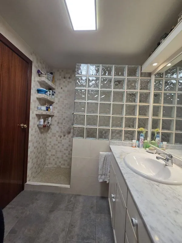 Salles de bain - Apartment with Terrace in Alcobendas