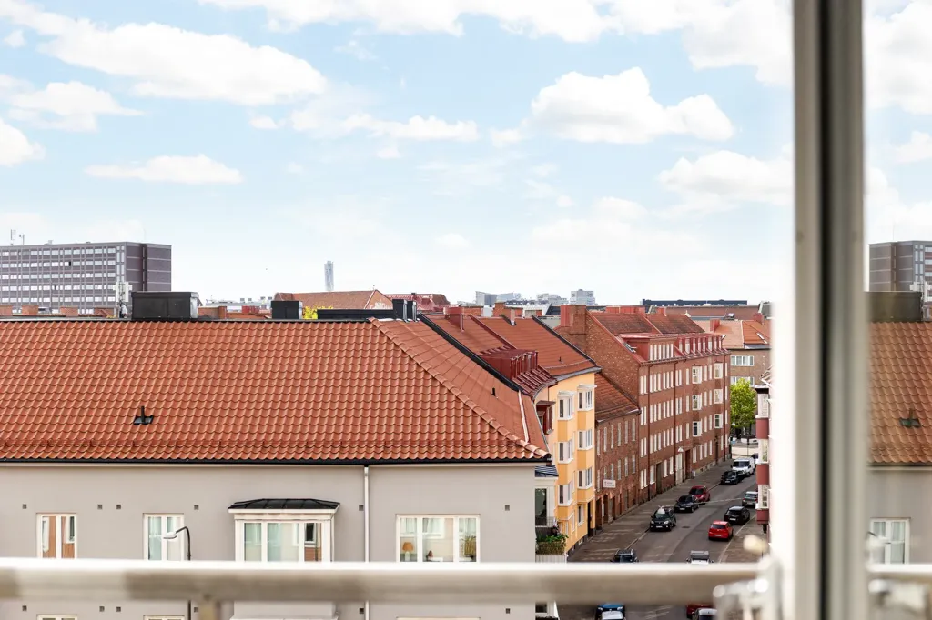 Balcon - Apartment with West-Facing Balcony in Malmö