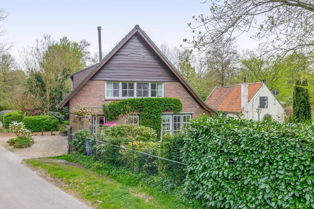 Exterior - Country House with Forest View in Deurne