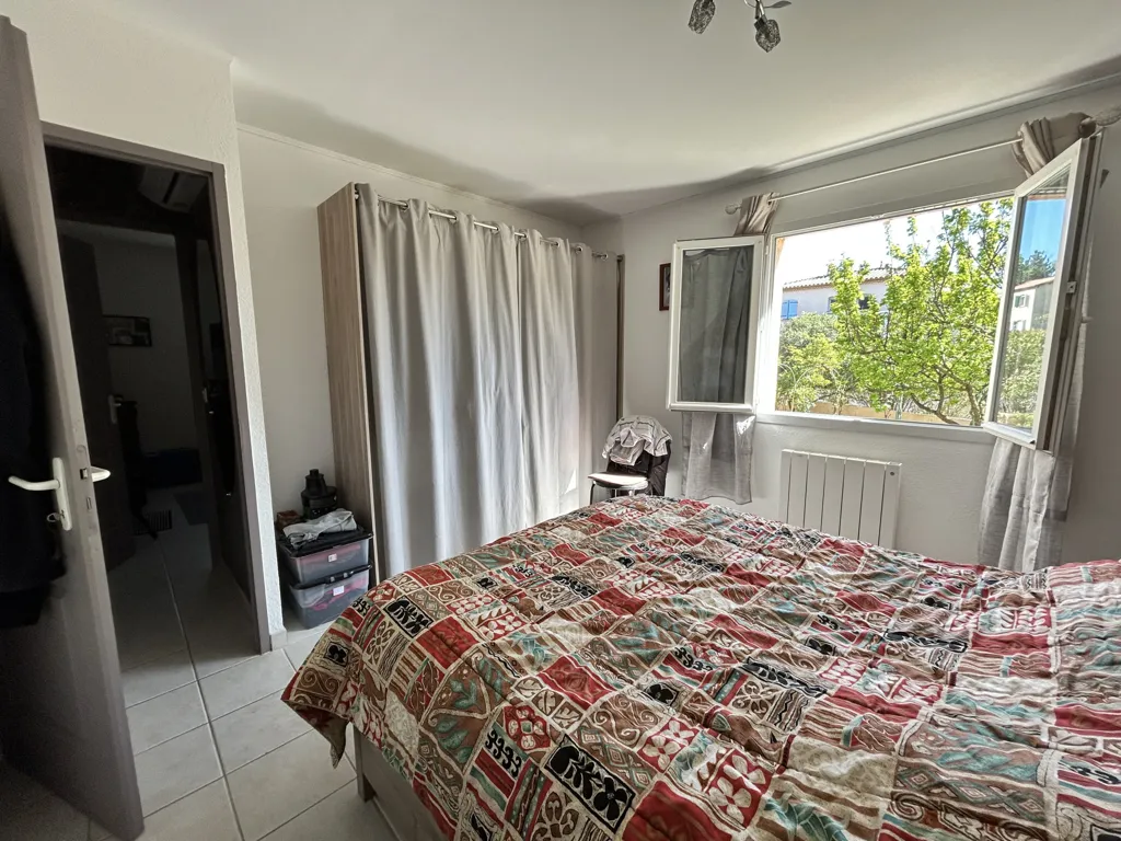 Bedrooms - Contemporary Villa with Garden in Ganges