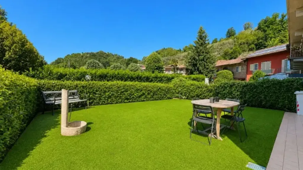Aed - Modern Apartment with Private Garden in Vezza d'Alba