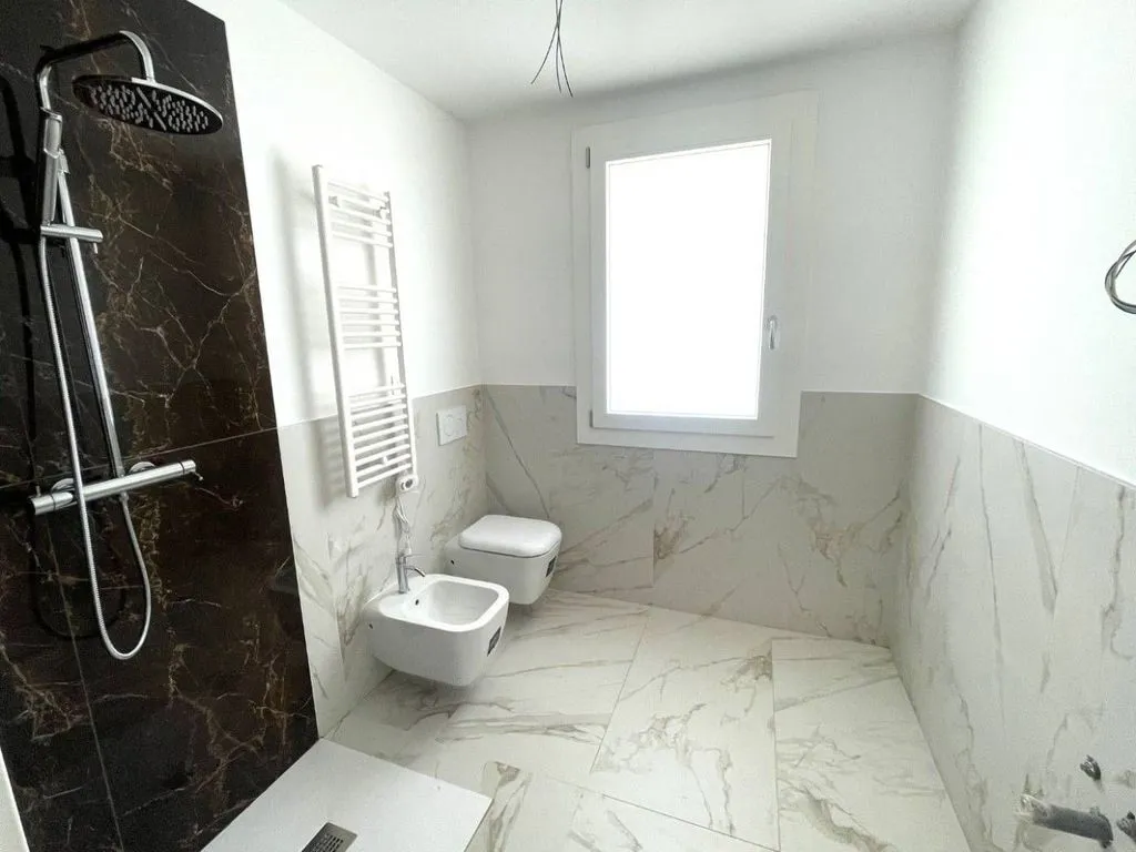 Salles de bain - Luxury Flat with Pool in Bardolino