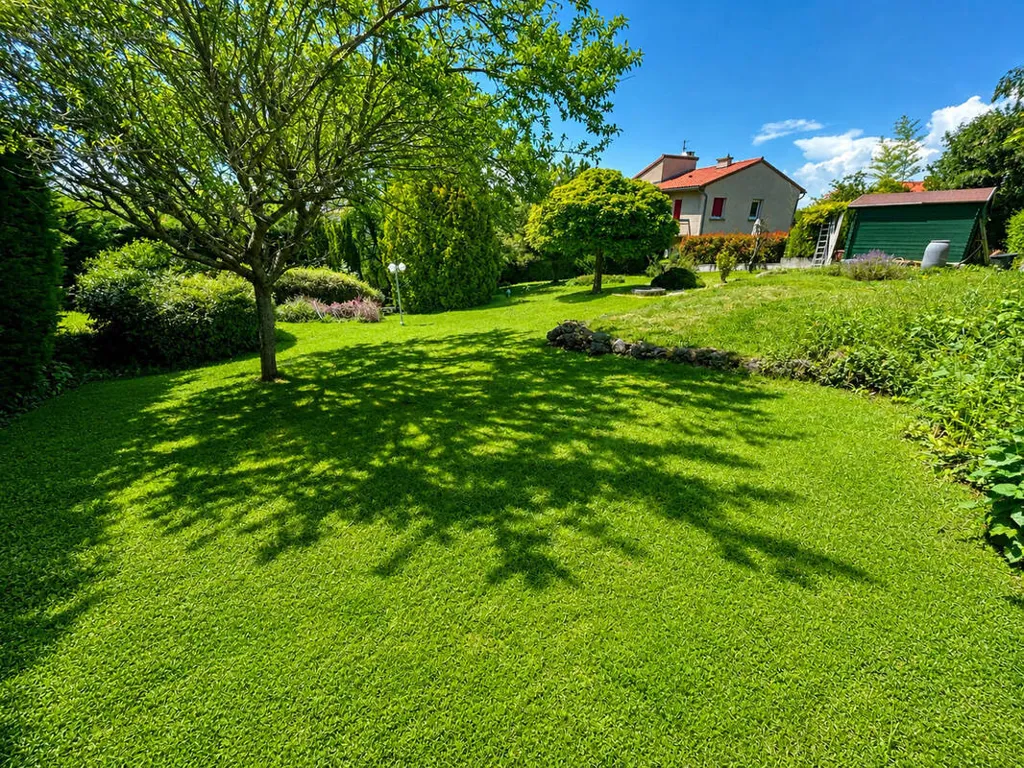 Giardino - Constructible Plot with Garden in Le Puy en Velay