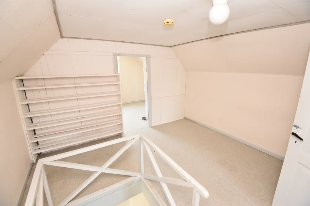 Pièces - Four-Bedroom Terraced House in Snedsted