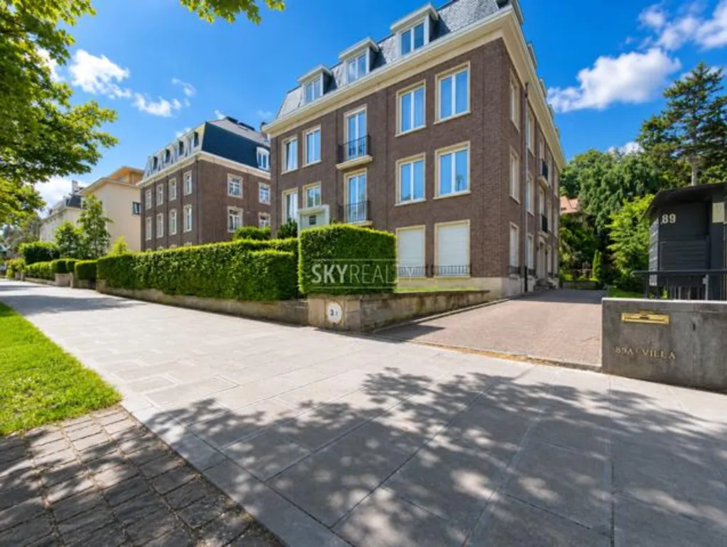 Extérieur - Penthouse 3 Façades avec Cave et Garage derrière le Bois de la Cambre