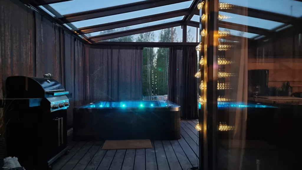 Terrass - Eco-Friendly Flat with Glassed Terrace in Lahti