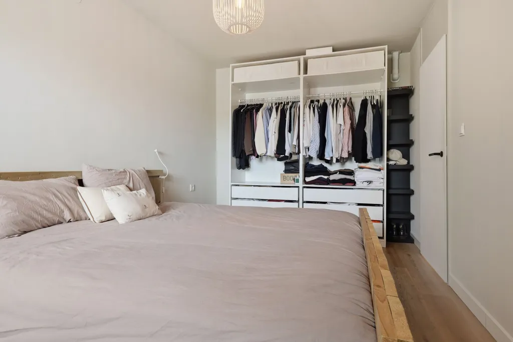 Magamistoad - Modern Bungalow with Central Heemskerk Location