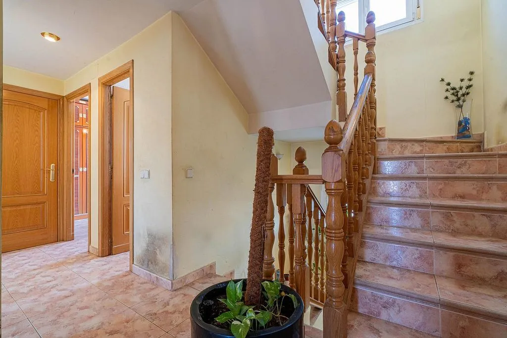 Stanze - Detached Chalet with Garden in Valdebebas