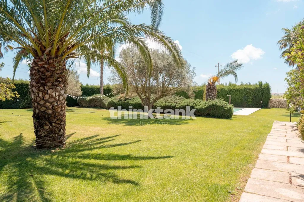 Aed - Rustic Villa with Pool in Ragusa
