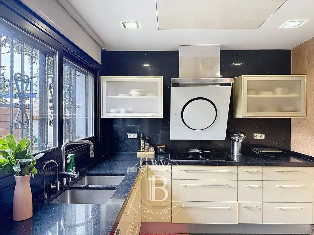 Cuisine - Luxury House with Pool in Santa Susanna