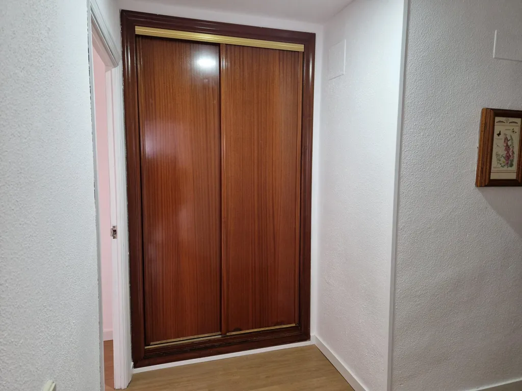 Esik - Furnished Flat with Balcony in Las Rozas