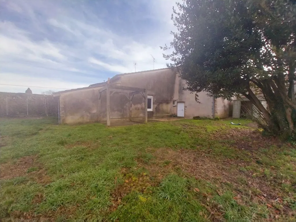 Jardin - Maison en Pierre avec Jardin près de Langon