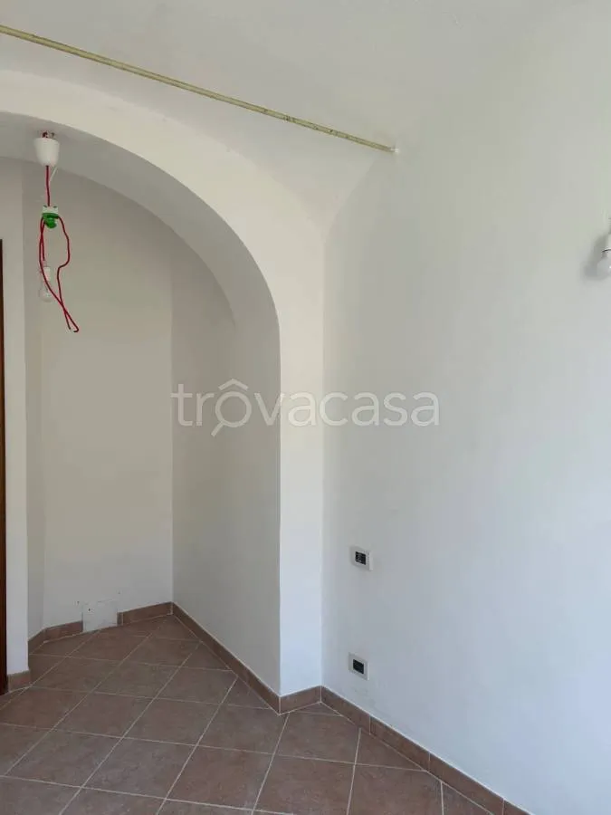 Esik - 2-Bed Apartment with Garden in Finale Ligure