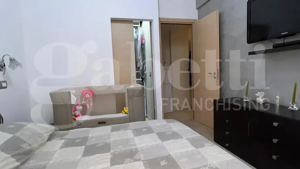 Chambres - Rustic Trilocale with Parking in Gravina Di Catania