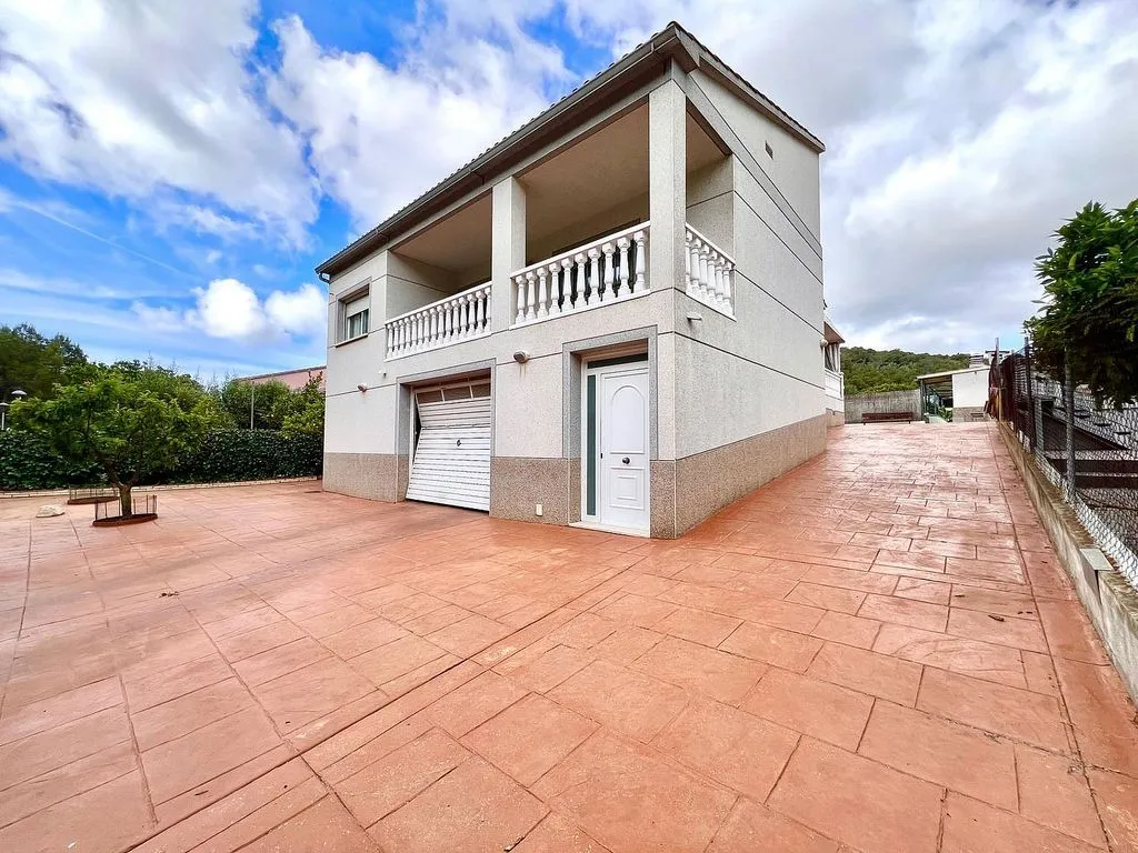 Välivaade - Chalet with Pool and Terrace in Calafell Parc