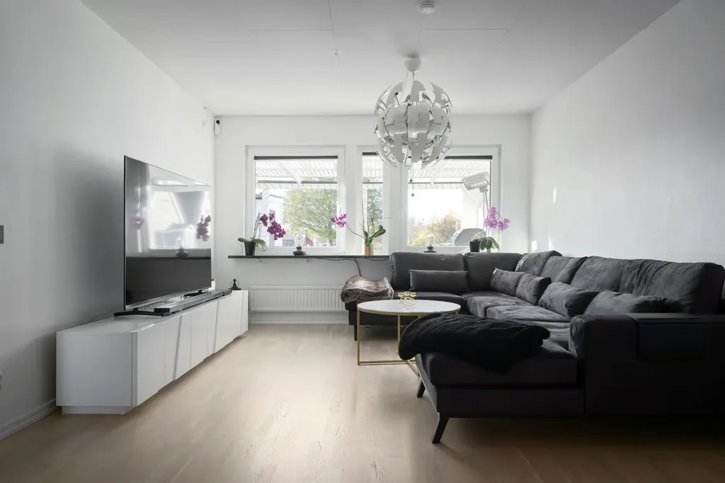 Séjour - Modern Terraced House with Garden in Järnåldersringen