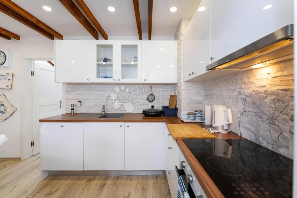 Cucina - Modern House with Sea View in Zaton, Nin