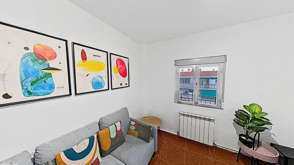 Séjour - 3-Bedroom Apartment with Terrace in San Nicasio