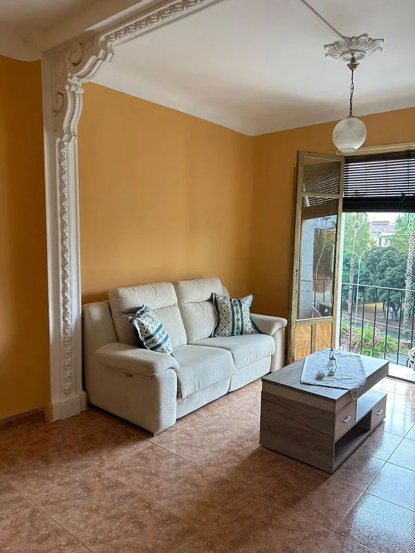 Elutuba - Furnished Studio with Balcony in Murcia Centre