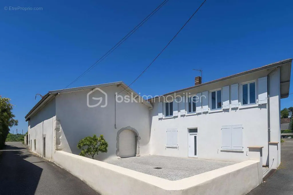 Extérieur - Appartement 7 pièces à Salies-De-Bearn