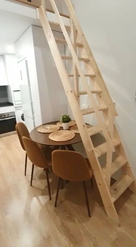 Salle à manger - Furnished Studio in Lavapiés, Madrid