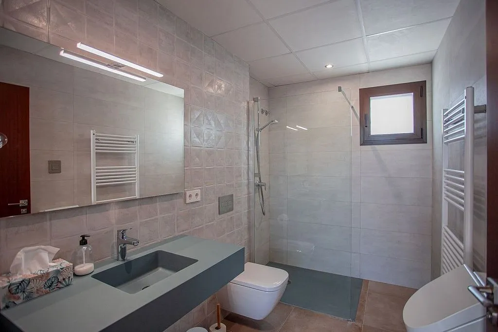 Bagni - Modern Villa with Pool in Jávea's Old Town