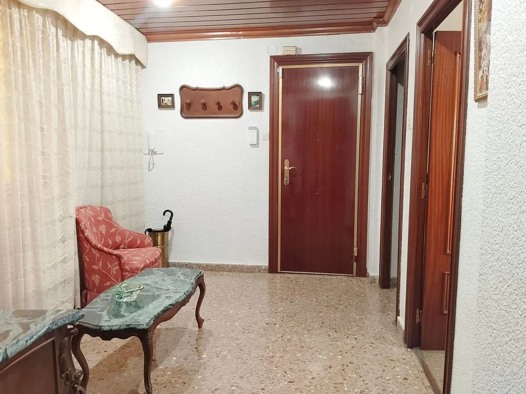 hallway_entrance