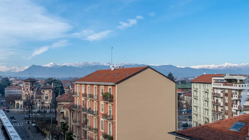 Balcon - Panoramic Apartment with Balcony in Turin