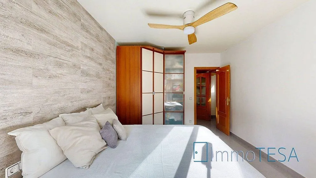 Chambres - Apartment with Balcony in Barberà del Vallès